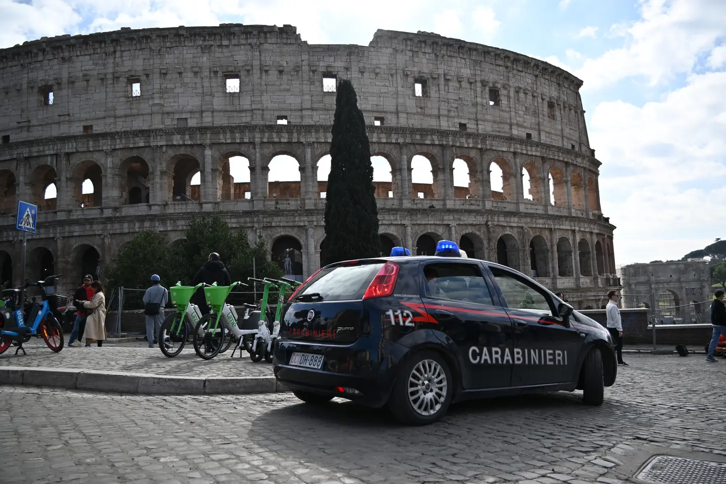 Roma: 6 borseggiatori arrestati dai Carabinieri nel centro storico