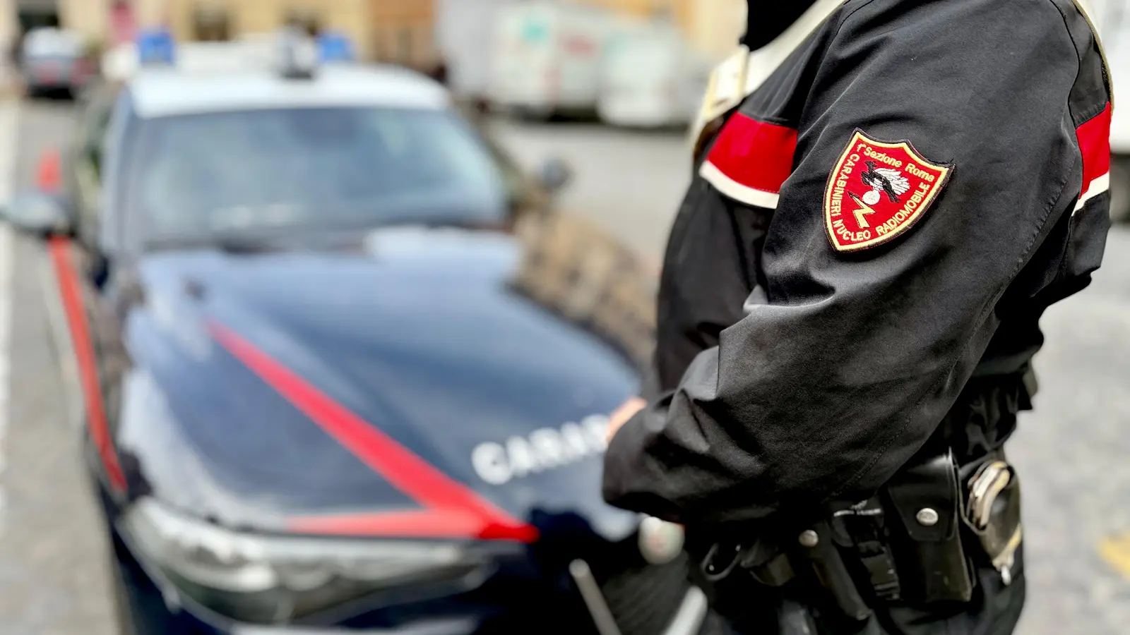 Roma: arrestato 42enne per violenza sulla ex compagna davanti alla figlia
