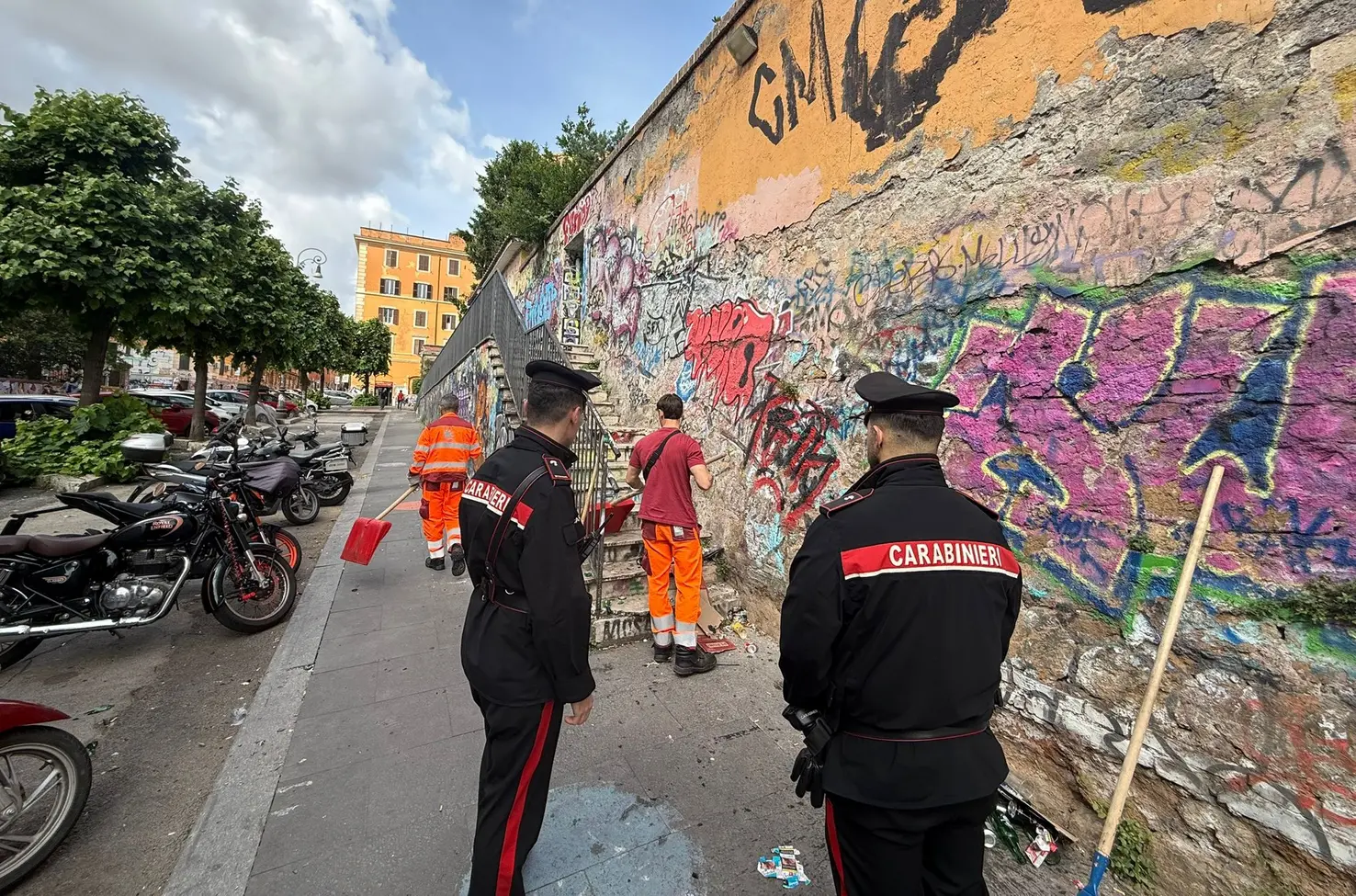 Roma: Carabinieri, 9 arresti e decoro ripristinato in centro