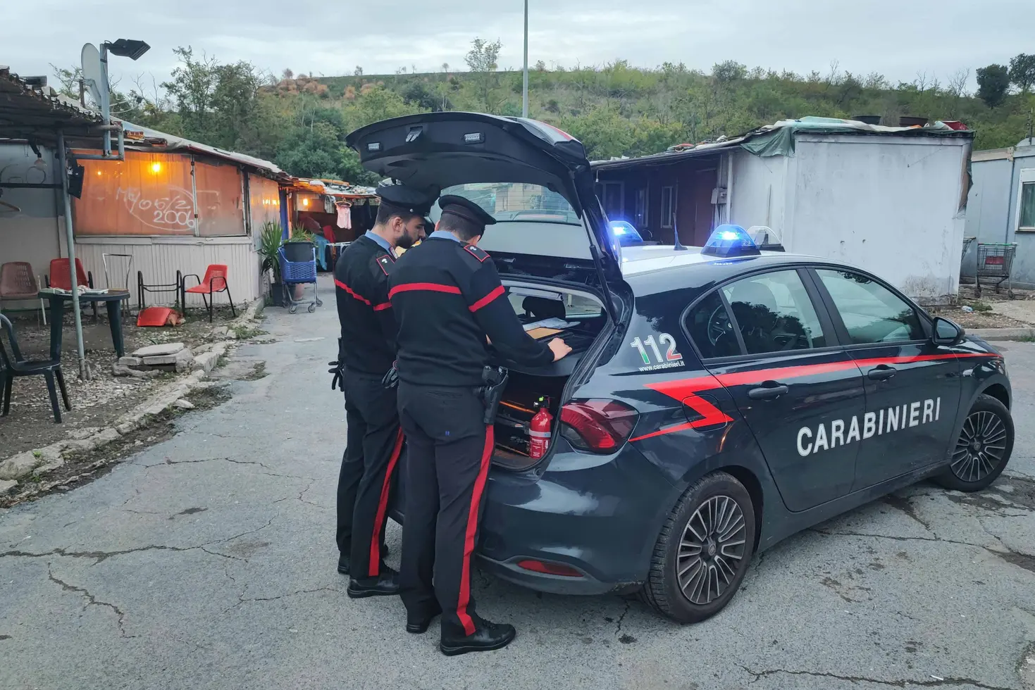 Roma: controlli nei campi nomadi, una denuncia e sequestri