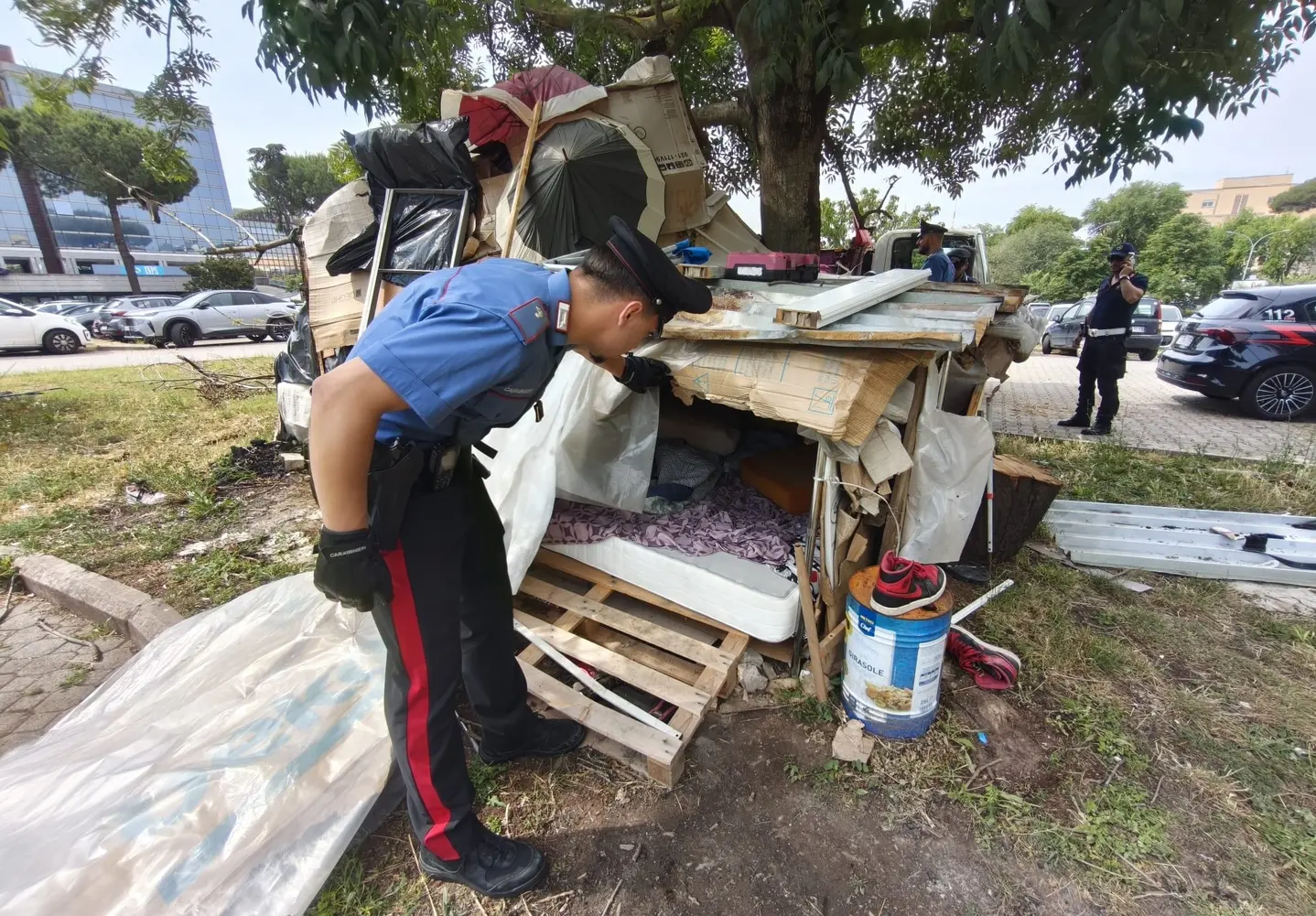 Roma: sgomberato accampamento abusivo a Cinecittà