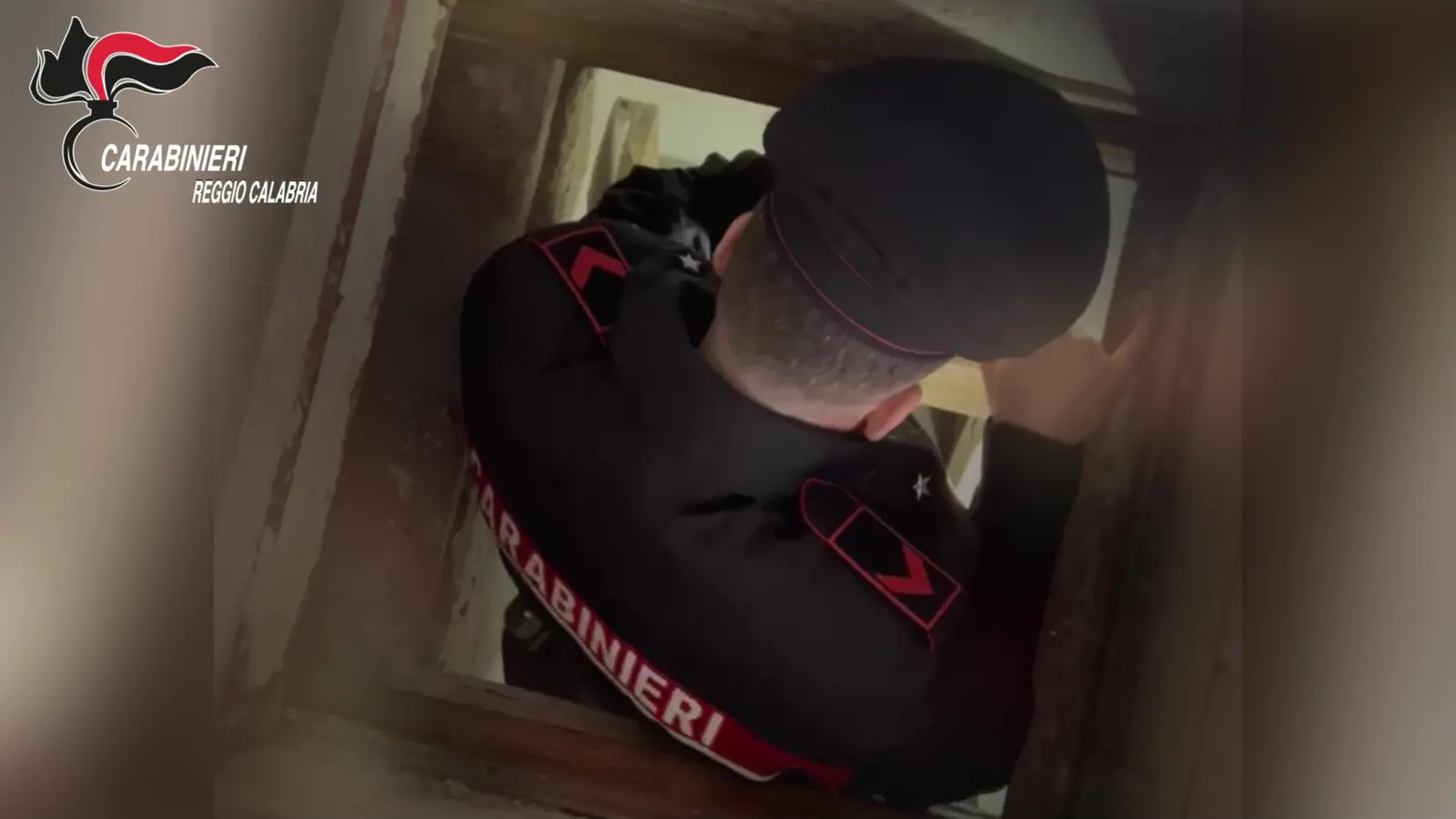 Scoperto bunker sotterraneo: arrestato 50enne a Reggio Calabria