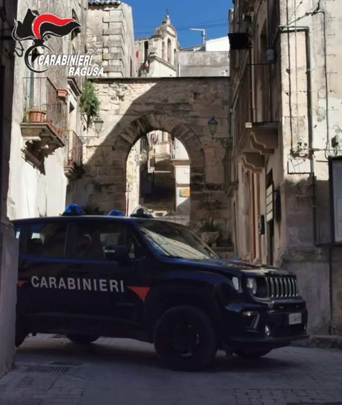 Spaccio droga a Chiaramonte Gulfi: 19enne arrestato