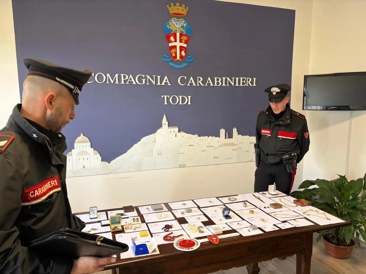 Truffa anziana: arrestato 40enne sulla E45