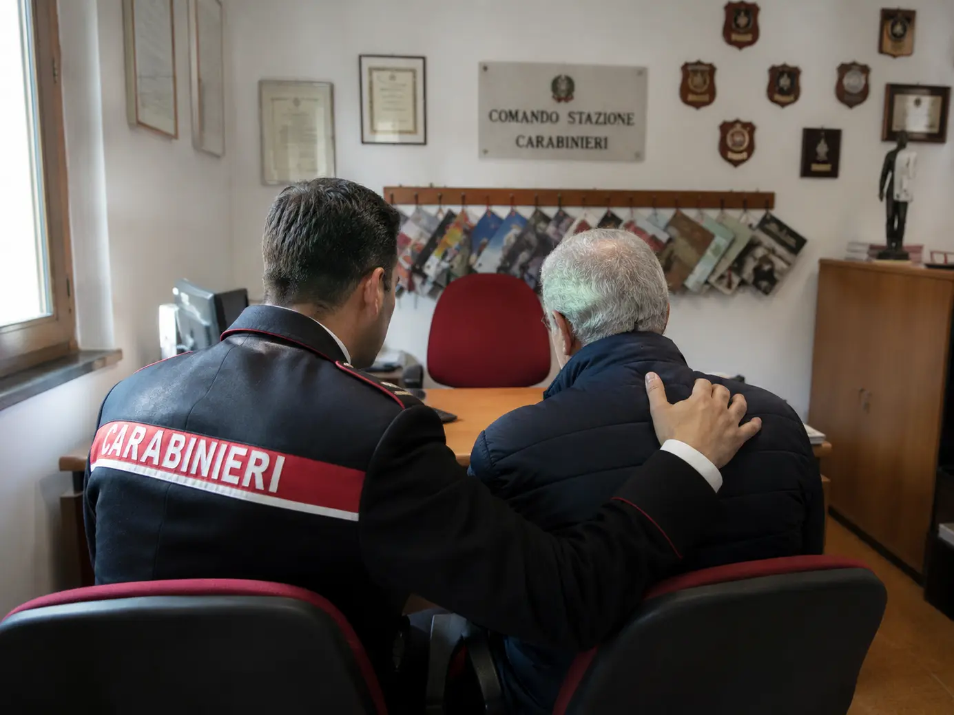 Truffa online sventata: Carabinieri arrestano 4 persone