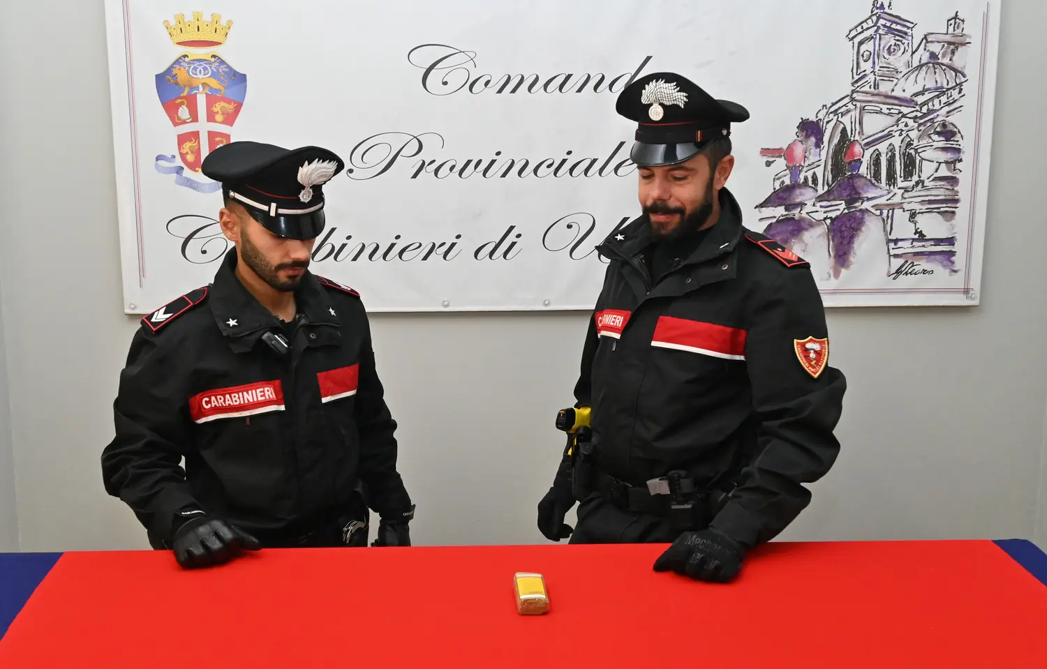 Udine: 18enne arrestato con 102 grammi di hashish