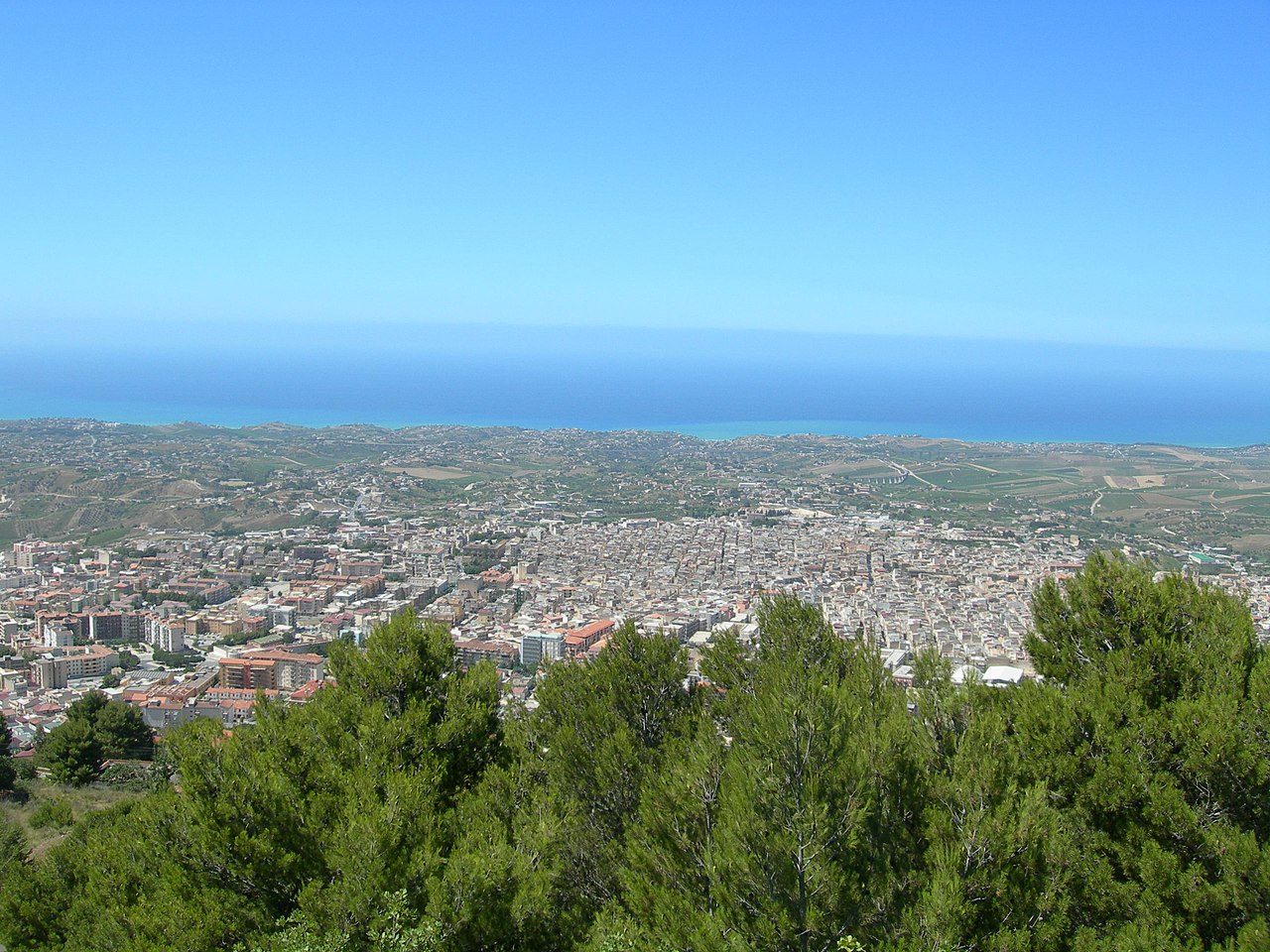 Alcamo: Nocciolina, cagnolina di quartiere, torna a casa