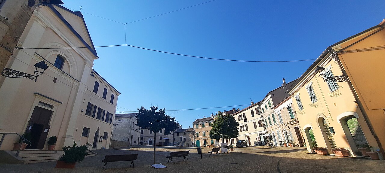 Camerata Picena: sequestrate 46 bombole gas non conformi
