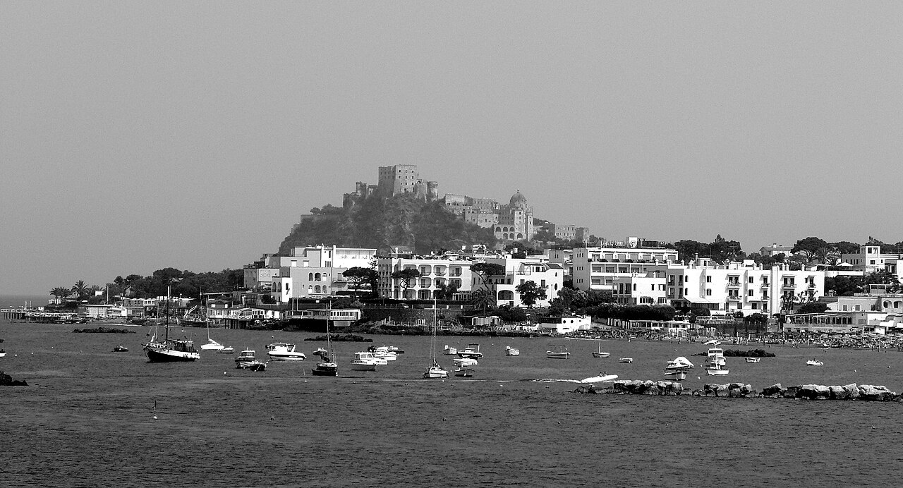 Ischia: acque delle spiagge classificate eccellenti