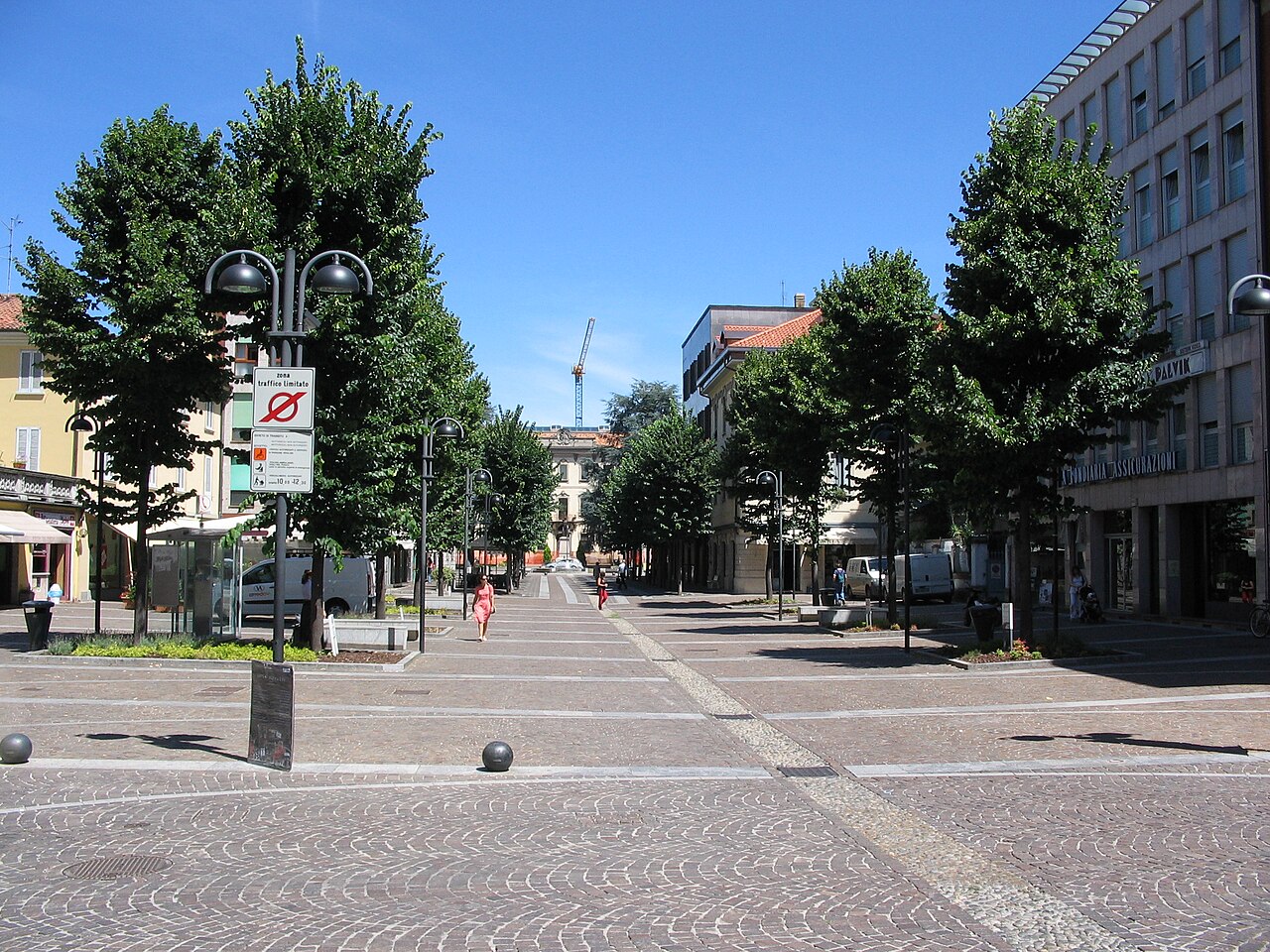 Prototipo Ferrari elettrica avvistato a Merate