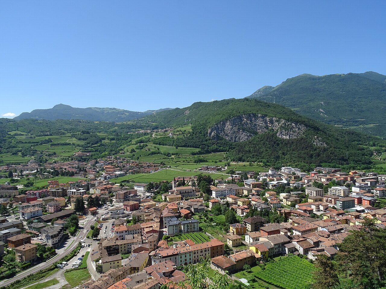 Mori: sequestrato impianto di recupero rifiuti illegale