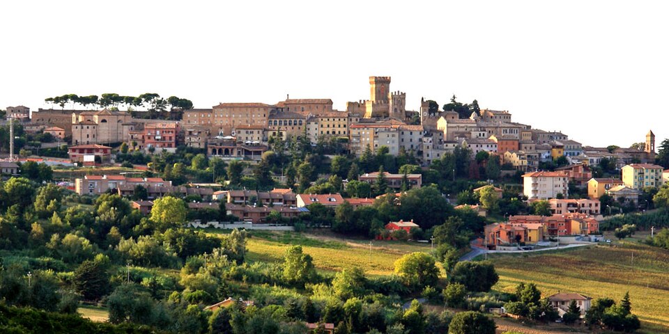 Offagna: corto sullo scuolabus con alunni indisciplinati