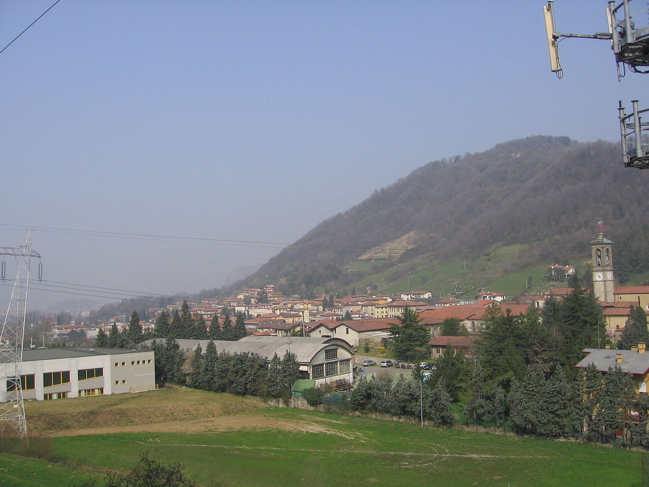 Pontida: l'addio a Umberto Bossi nel luogo simbolo della Lega