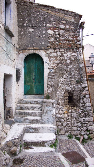 Casertano: imprenditore ai domiciliari per pressioni su sindaco