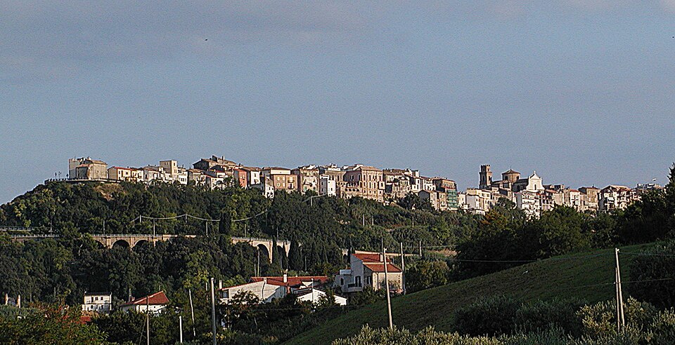 Abruzzo guida l'Italia: 24 Comuni Plastic Free premiati