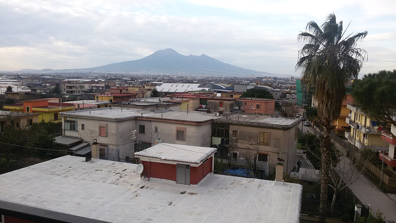 Fiume Sarno: Azienda Sequestrata per Inquinamento nel Napoletano