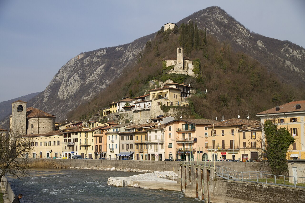 Tragedia in Val Ridanna: funerali Laura Santino a Vobarno
