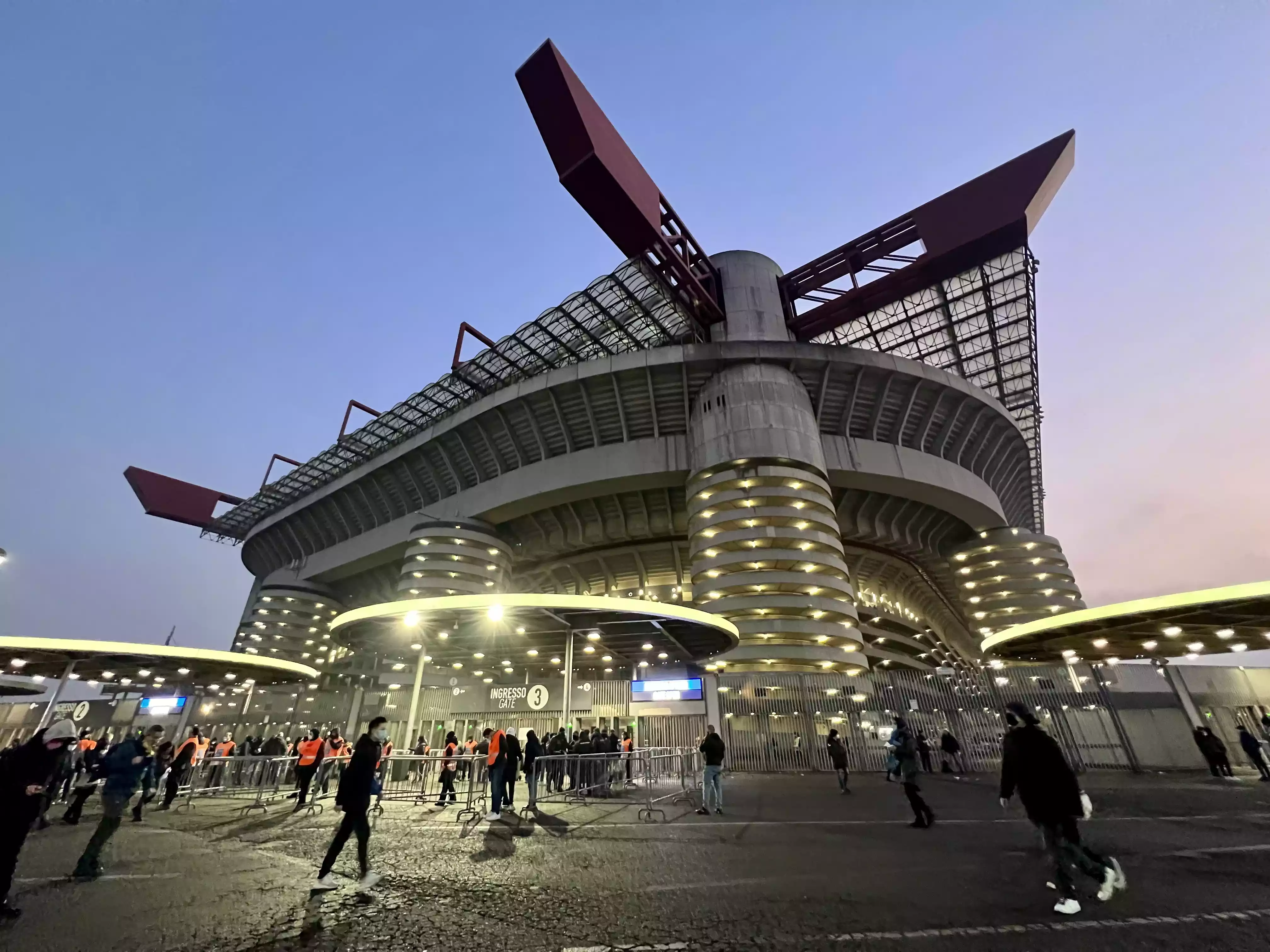 Milano: il futuro di San Siro tra indagini e progetti