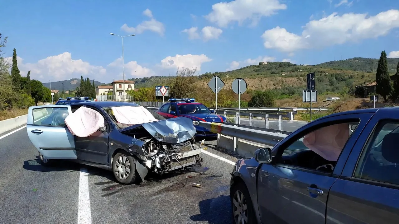 Ancona: Scontro in galleria Ss16, padre e figlie gravi