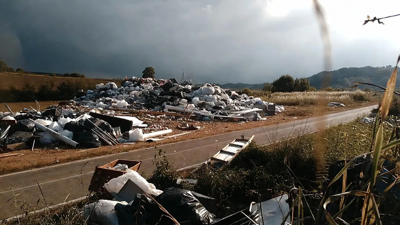 Falconara: 35 milioni per fermare gli sversamenti in mare