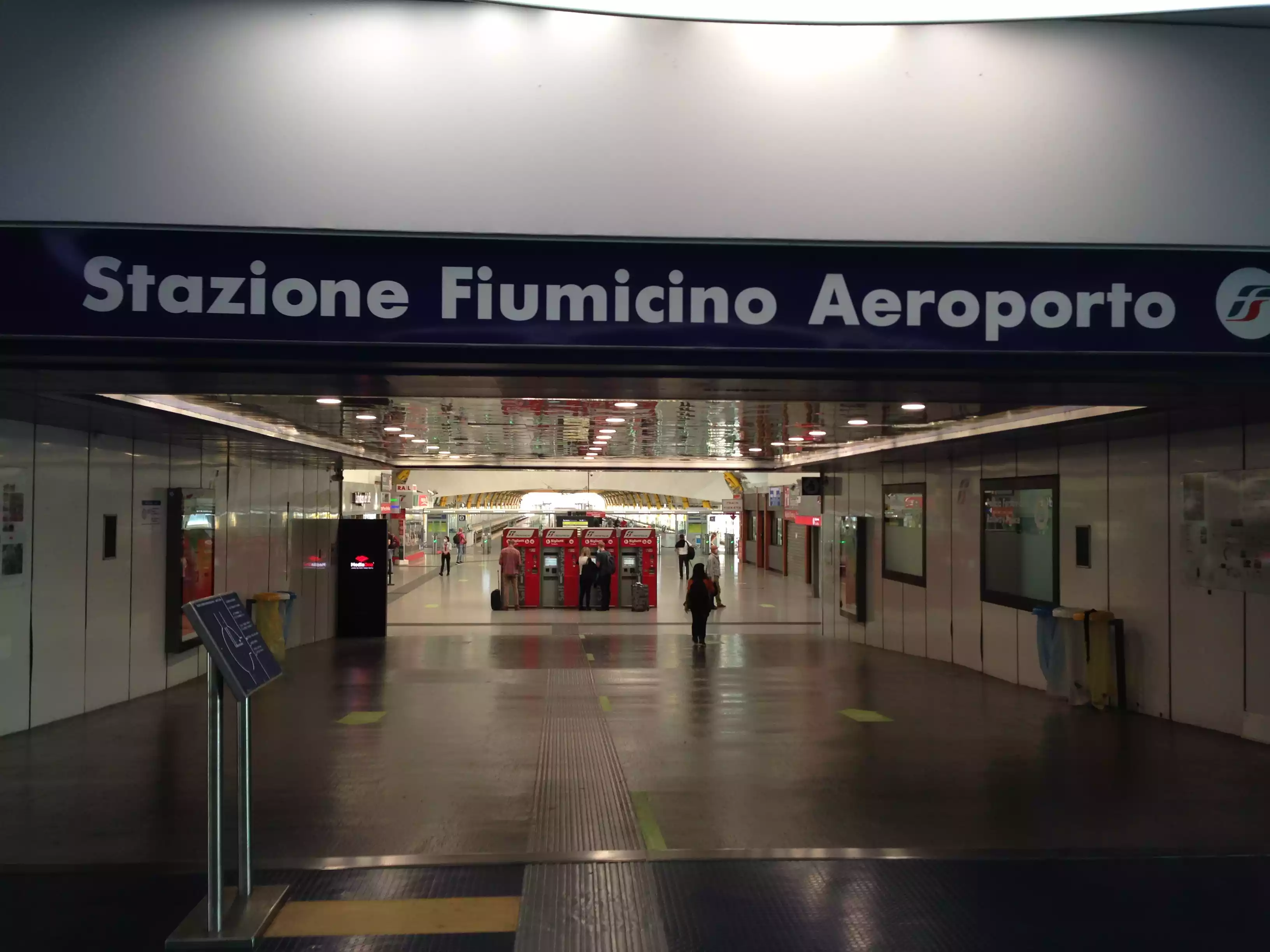 Carburante aeroporti: ENAC smentisce emergenza Fiumicino Malpensa