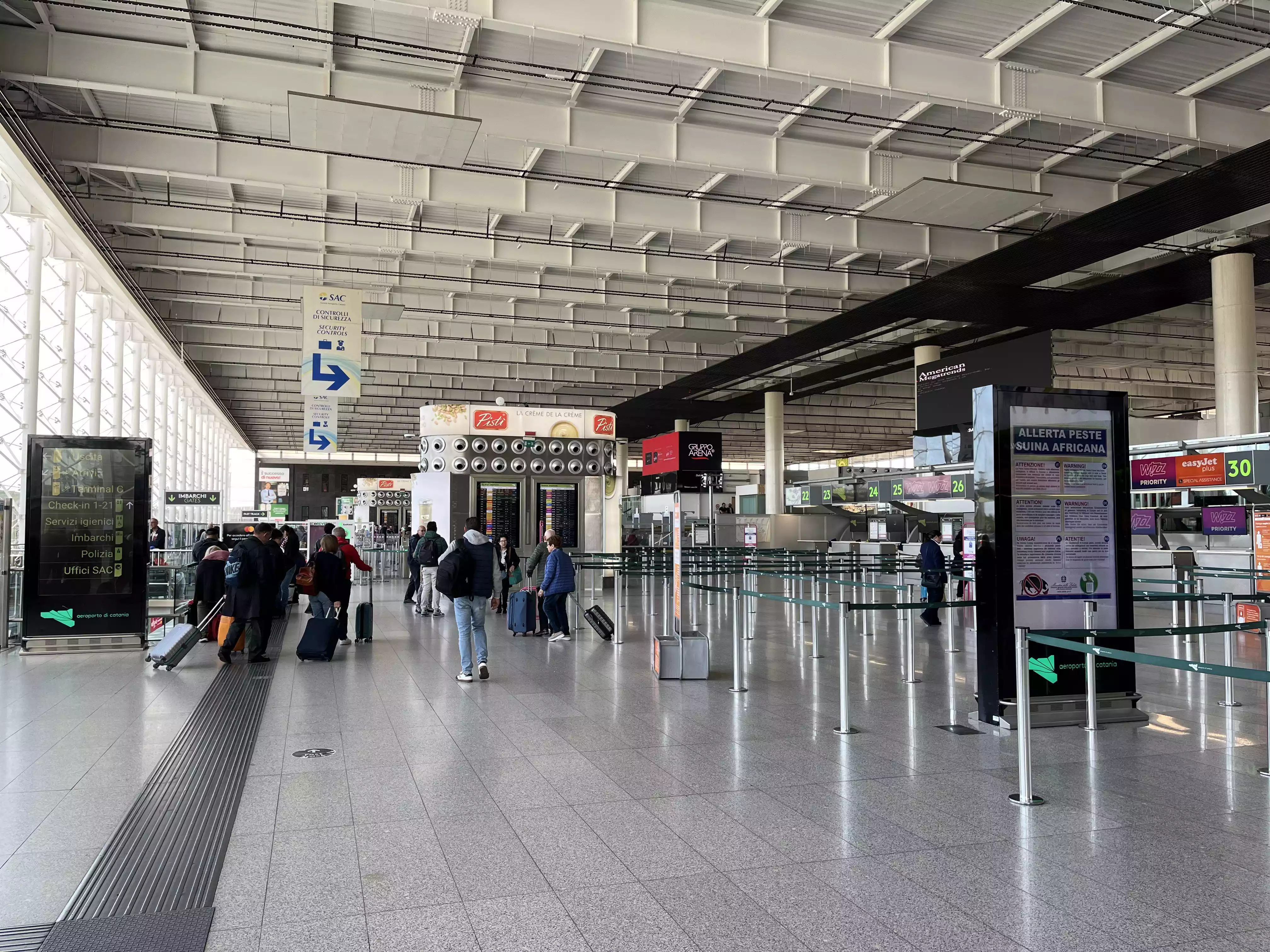 Aeroporto Umbria: voli regolari nonostante criticità esterne