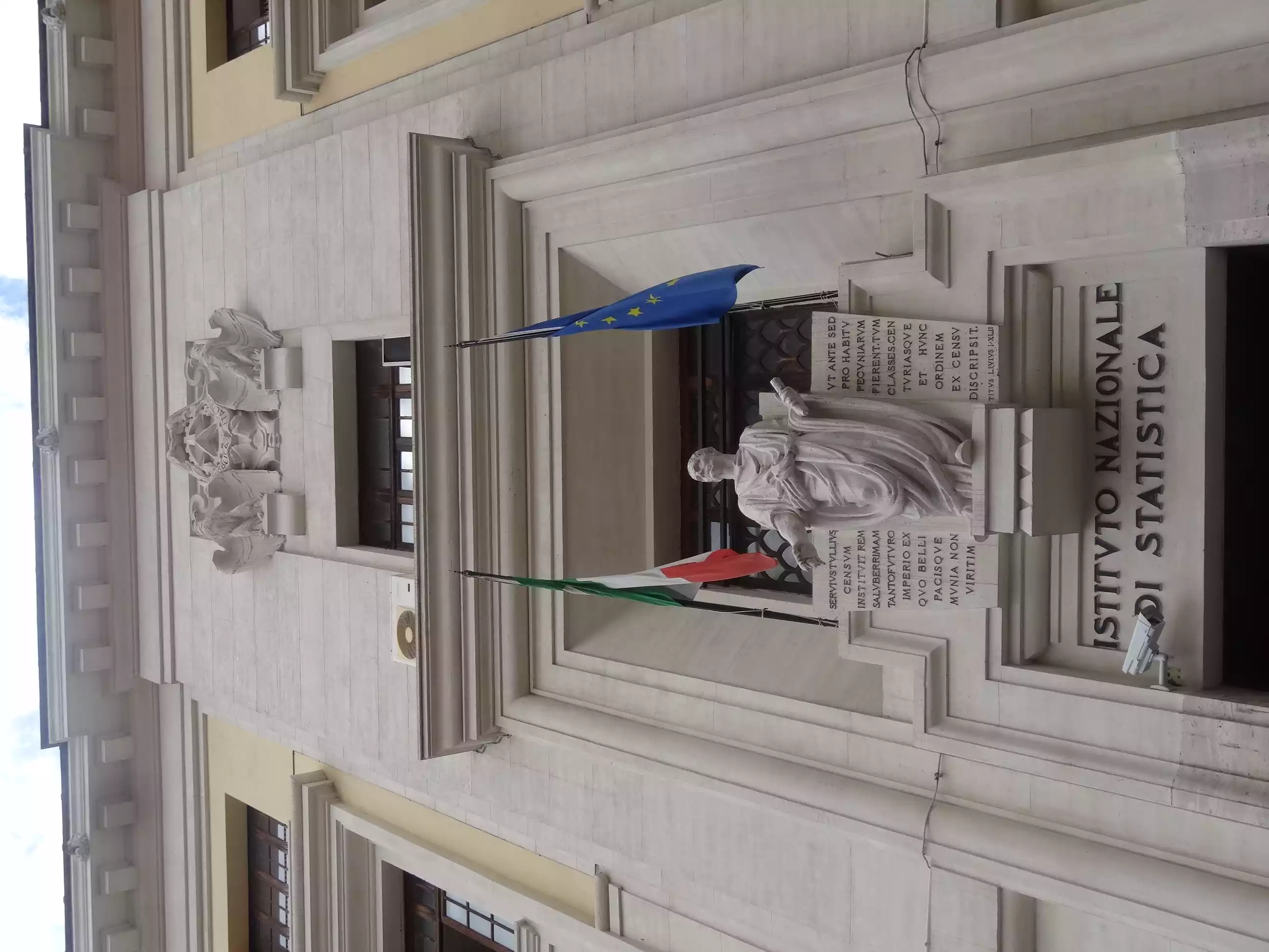 Trezzo: riapre l'ufficio postale ultra-digitale