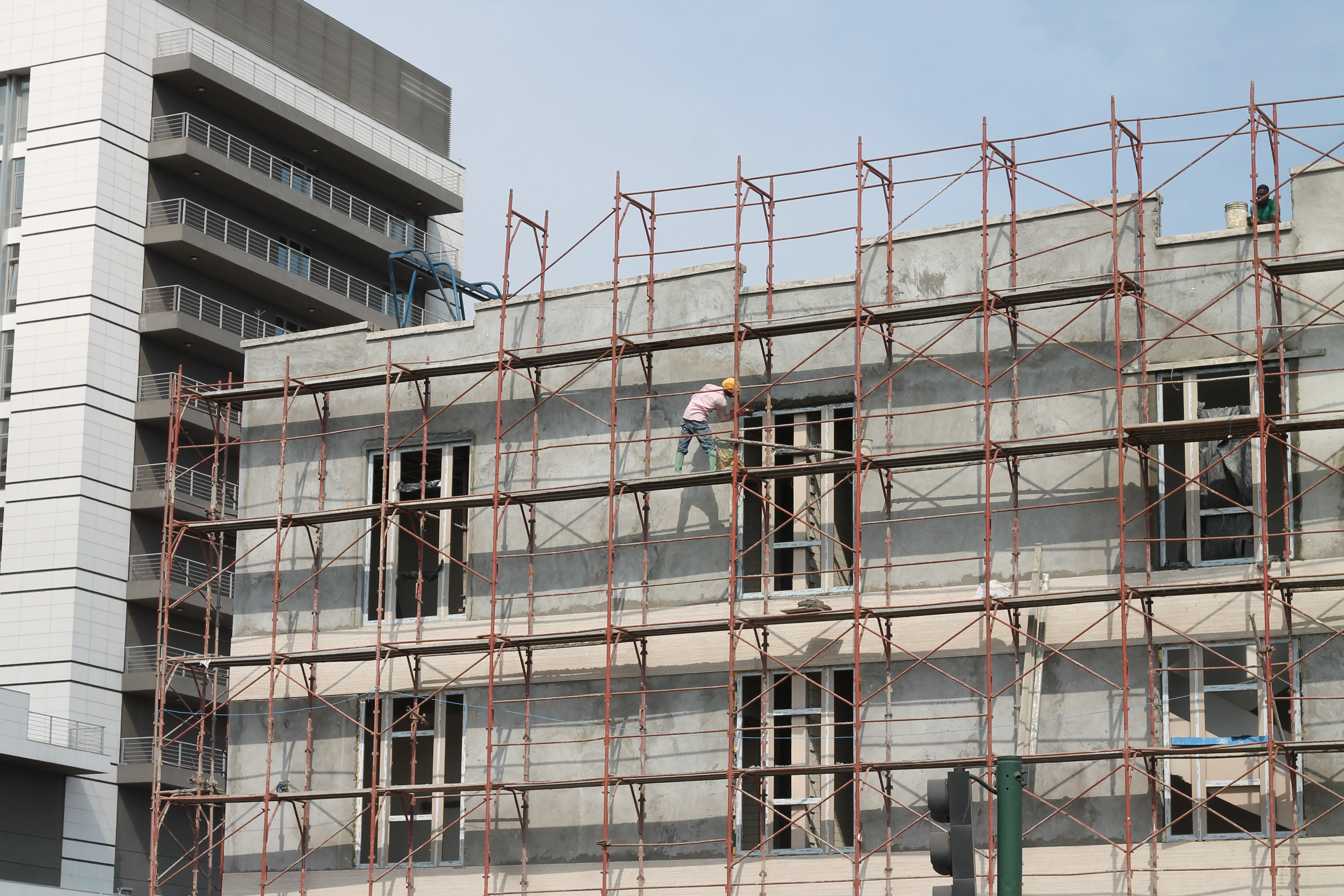 Napoli: scala di Montesanto liberata da rifiuti e sterpaglie