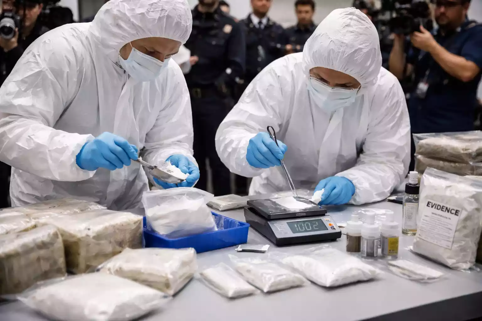 San Mauro Pascoli: cocaina tra caramelle e sigarette