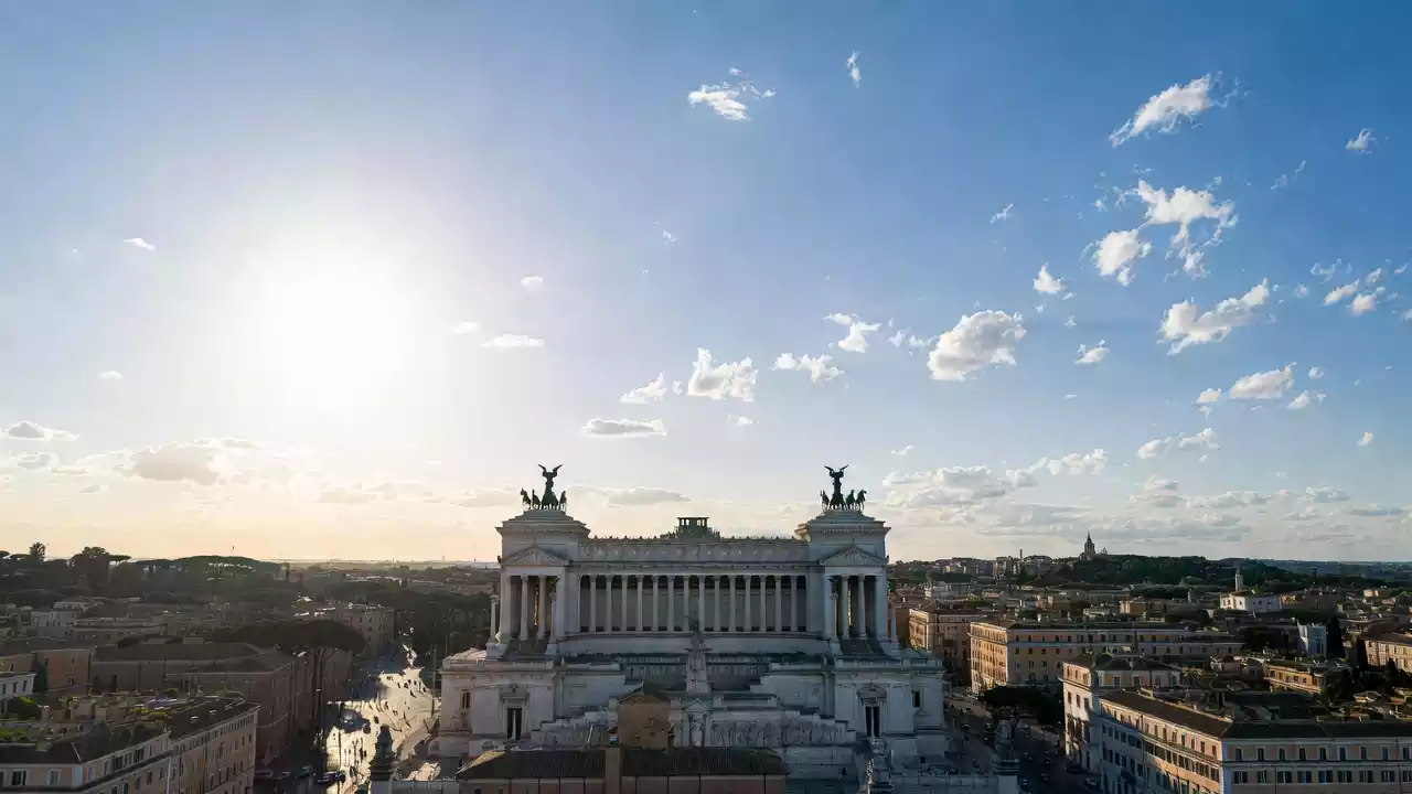 Meteo Spezia: nuvole e schiarite con venti moderati