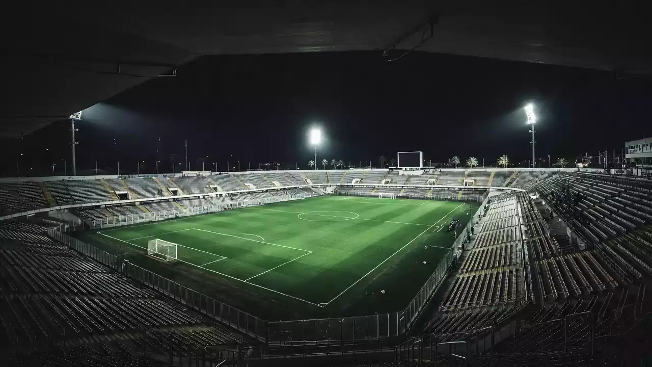 San Siro: un monumento milanese tra affari e sentimenti