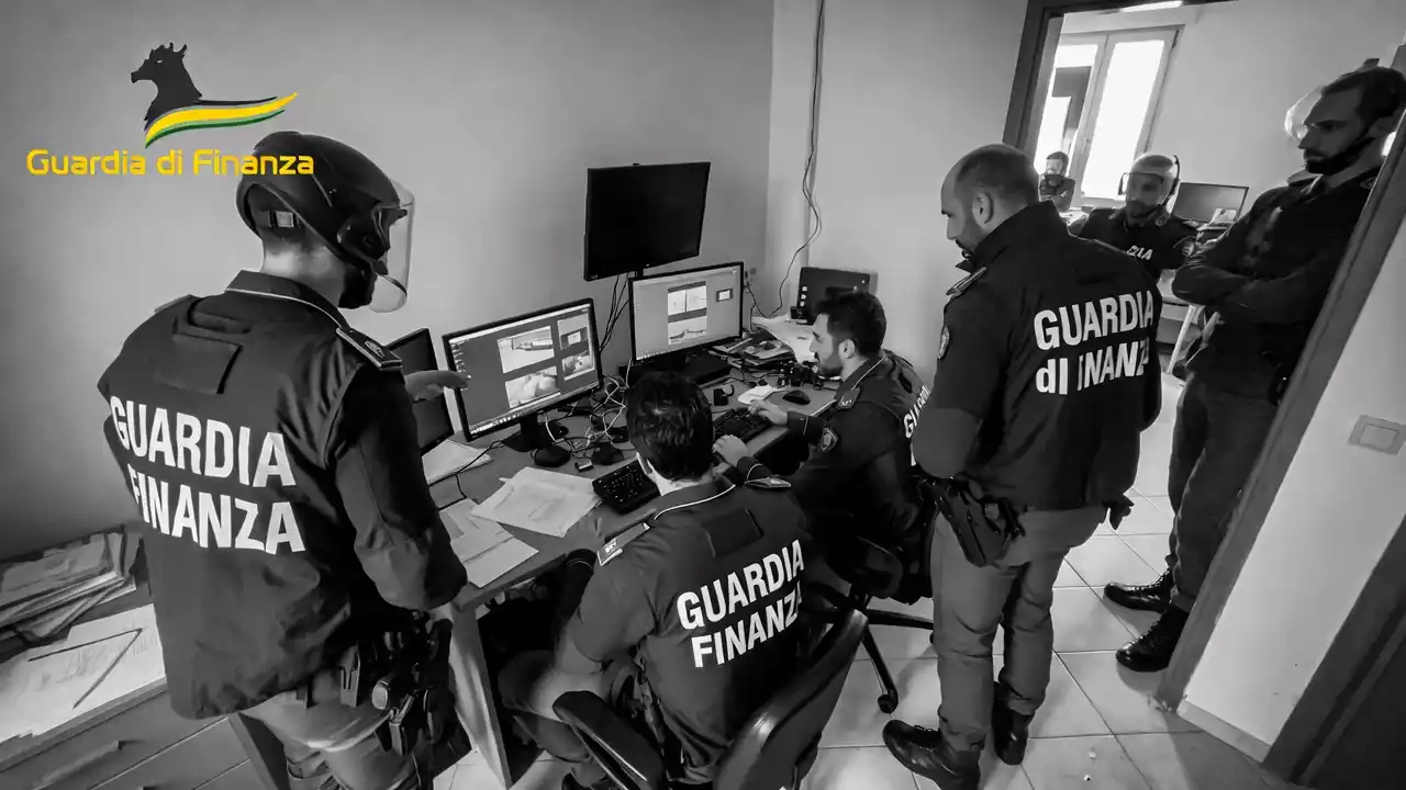 Lecce: frode sul gasolio agricolo, 4 arresti