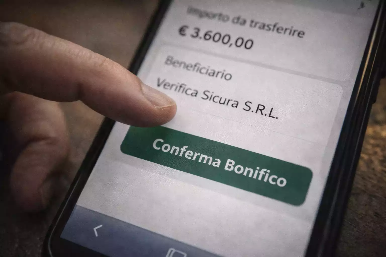 M5s: solidali con la presidenza, ma critici sull'alleanza con Trump