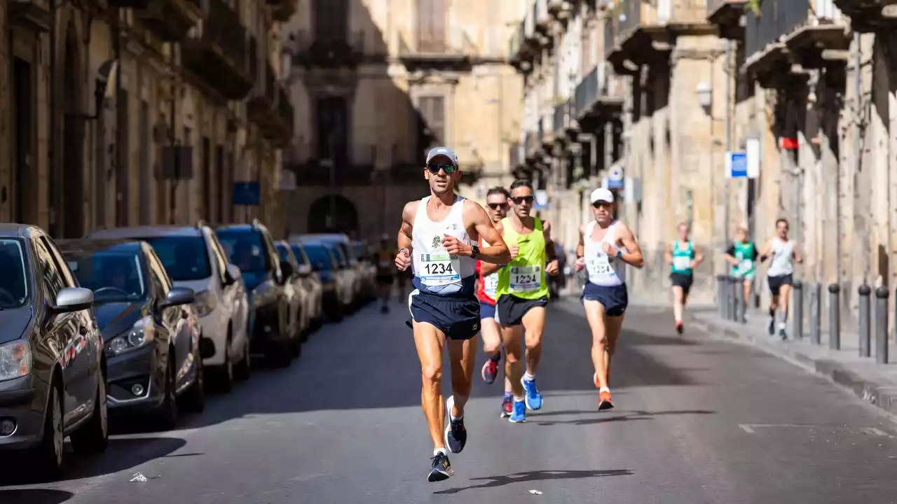 Milano Marathon: oltre 30.000 runner, trionfano Kenya ed Etiopia