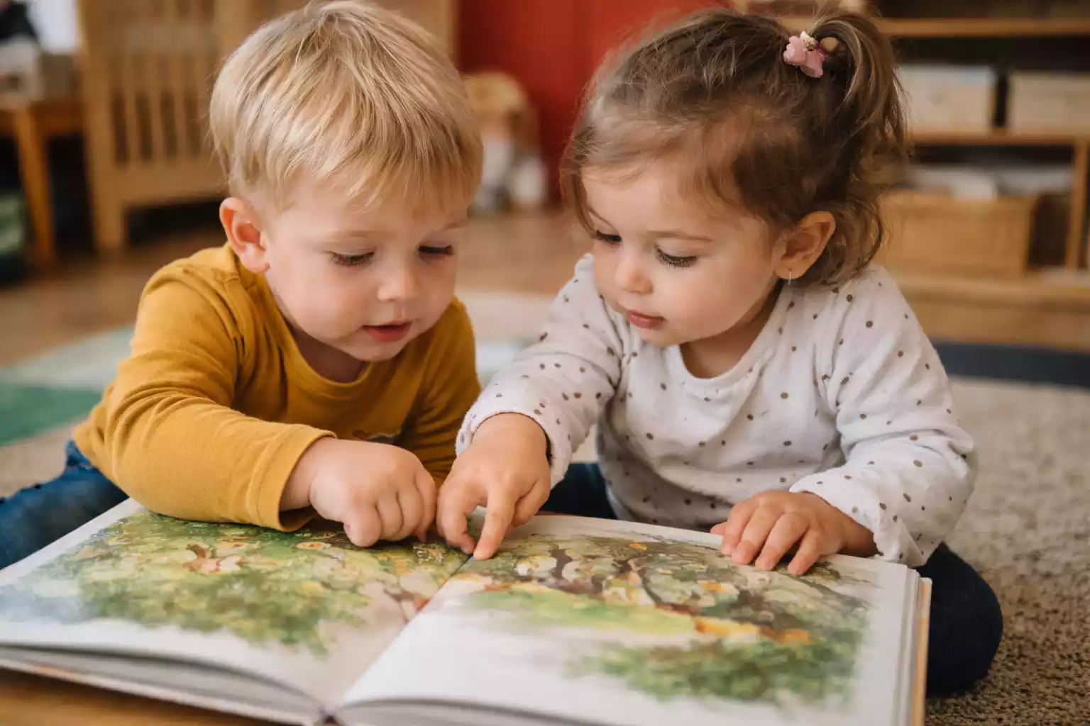 Nidi in Lombardia: posti insufficienti e barriere all'accesso