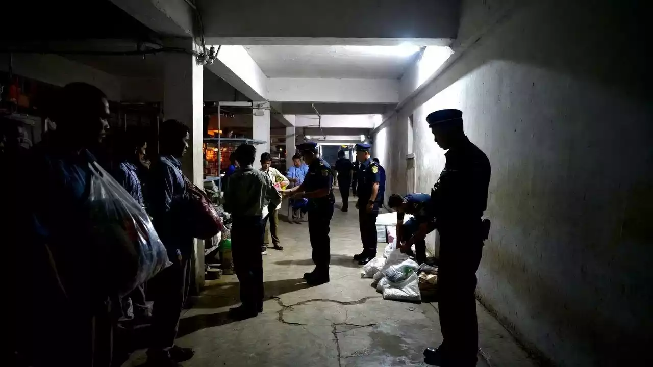 Napoli: beni per 2 milioni sequestrati a affiliati clan Casalesi